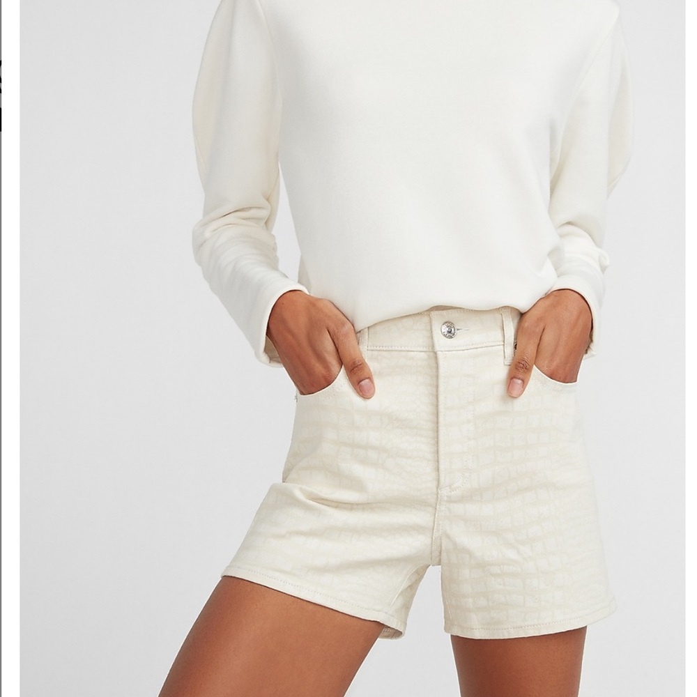 High Waisted Croc Textured Shorts
